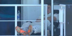 Australia star Marnus Labuschagne hilariously caught SLEEPING.. before jumping out of his skin realising he’s up to bat