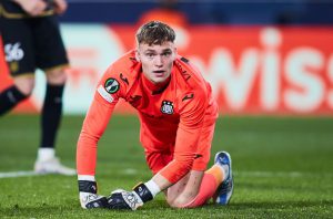 Brighton winning transfer race for hugely rated £16m Dutch goalkeeper after Burnley had bid rejected