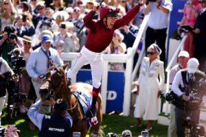 Frankie Dettori WINS Epsom Oaks to set up dream Derby farewell as nation gets behind world’s most famous jockey