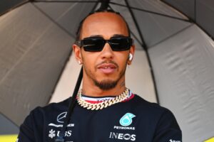 Lewis Hamilton should only go to Ferrari if they almost DOUBLE his salary in mammoth offer claims F1 expert