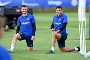 Thiago Silva ‘basically confirms’ Mason Mount’s Man Utd transfer as he breaks silence on Chelsea pal agreeing terms