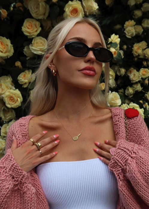 ‘Obsessed’ fans call Taylor Fritz’s stunning Wag Morgan Riddle the ‘tennis queen’ as she models new Wimbledon jewellery