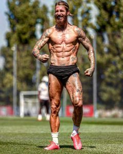Amazing body transformation of Sergio Ramos, from slim teen to ripped machine over sensational 20-year career