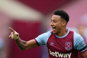 West Ham confirm 24-man Premier League squad… and fans reckon they know who’ll pinch the final spot on free transfer