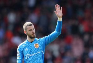 De Gea ‘could RETIRE from football’ if he doesn’t receive suitable transfer offer after ‘disappointing’ Man Utd exit