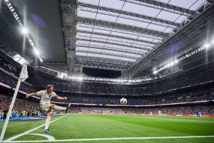 Fans spot Real Madrid ‘inventing new corner routine’ during Champions League clash and it’s left them baffled