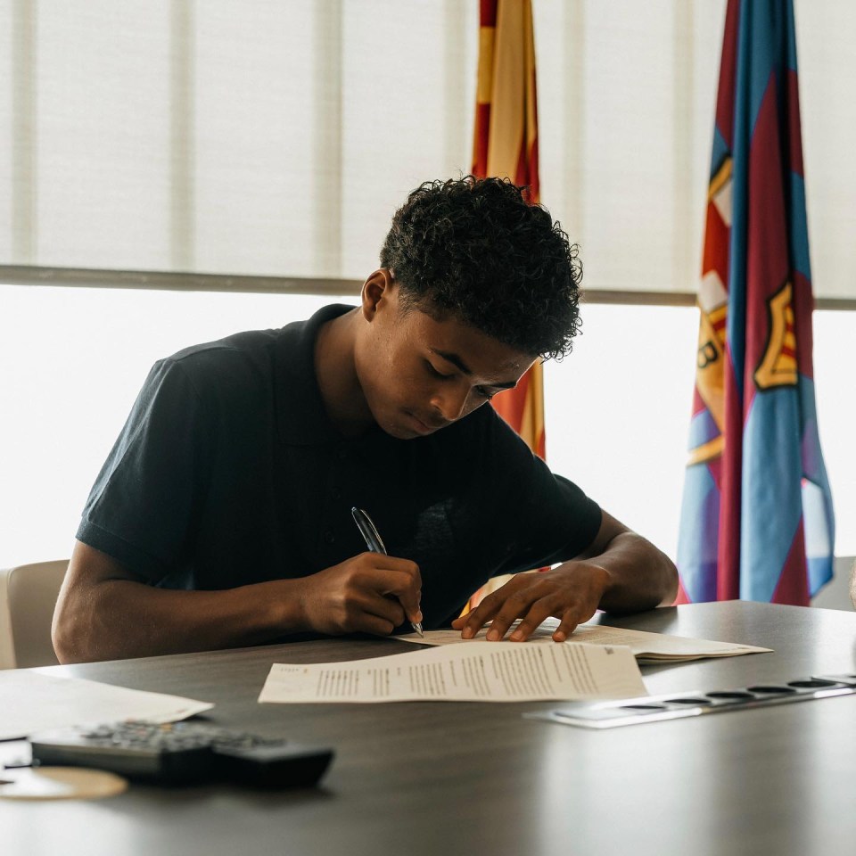 Football legend and ex-Premier League star’s son, 16, signs first professional contract at Barcelona