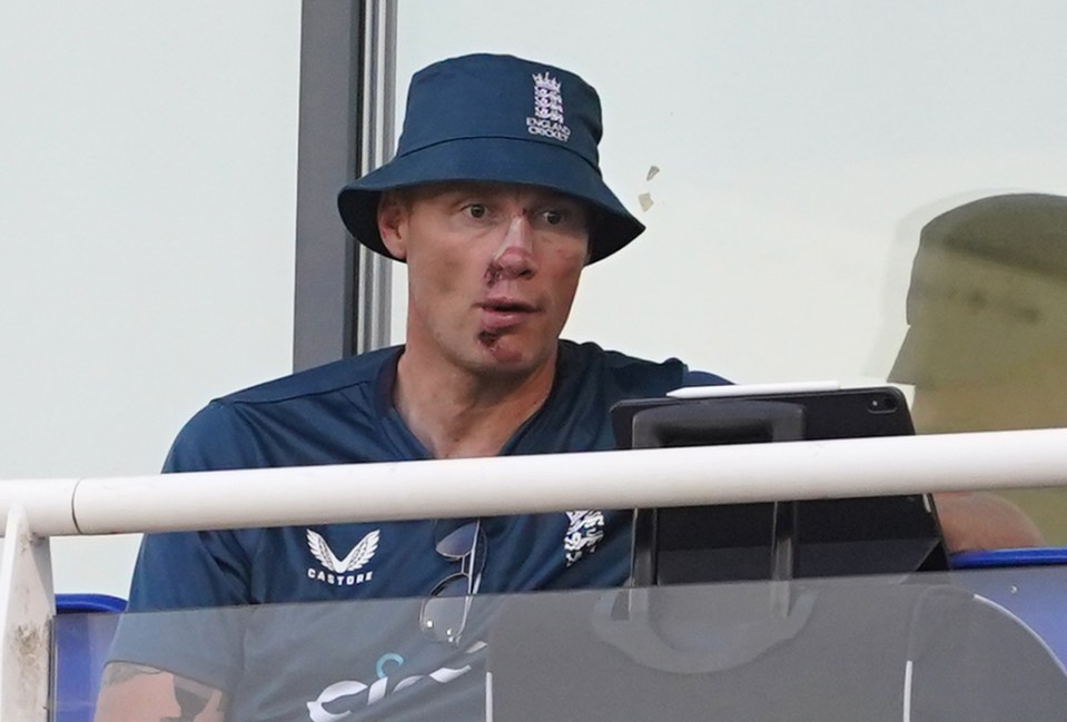 Freddie Flintoff will remain with England cricket team for next series as players praise his ‘incredible’ coaching