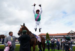 St Leger confirmed runners & riders plus Templegate tip as Frankie Dettori switches rides & King & Queen go for glory