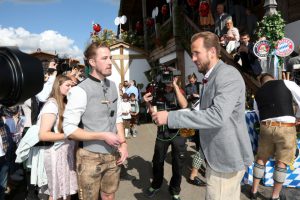 Bizarre moment Harry Kane meets his doppelganger at Oktoberfest as he relaxes with Bayern Munich team-mates