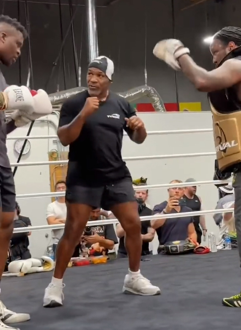 Watch Mike Tyson train Francis Ngannou for Tyson Fury fight after blunt response to Gypsy King