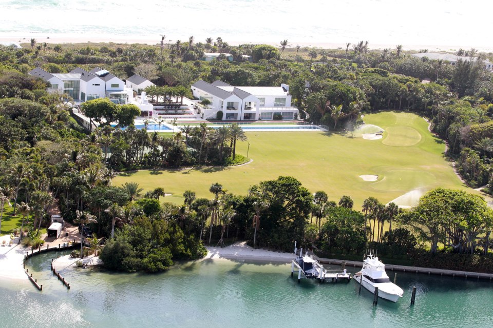 Inside the amazing homes of golf stars, including Tiger Woods’ £41m mansion and Rory McIlroy’s Florida home