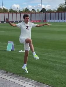 Fans joke Thomas Muller ‘isn’t taking Man Utd seriously’ after being filmed doing bizarre training drills before clash