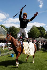 Frankie Dettori got in huge trouble for his first flying dismount – but it turned him into racing’s greatest showman