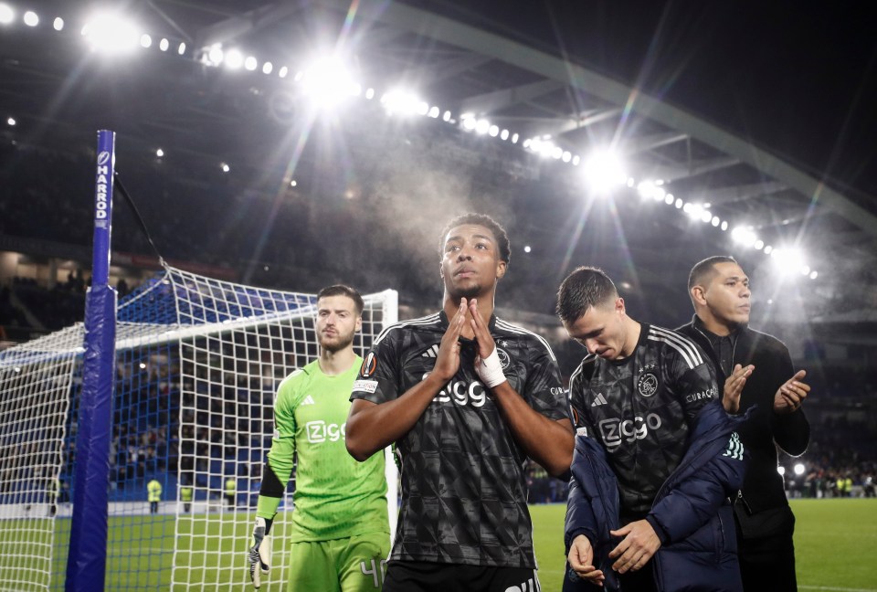 Desperate Ajax set to break 26-year tradition in incredible rule change with crisis-club in genuine relegation battle