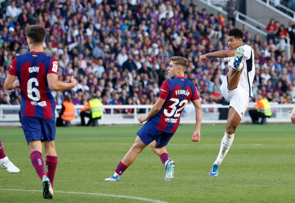 Barcelona 1 Real Madrid 2: Unstoppable Bellingham steals the show in first Clasico with stunner AND dramatic late winner