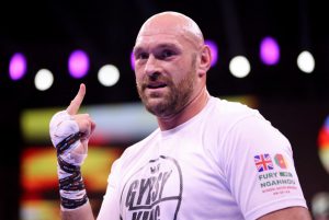 Tyson Fury sends message of support to Alexander Volkanovski after UFC champ opens up on mental health battle