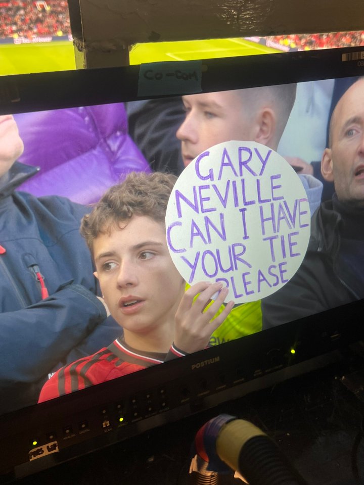 Gary Neville left in hysterics at fan’s bizarre request that ‘no one has ever asked’ before