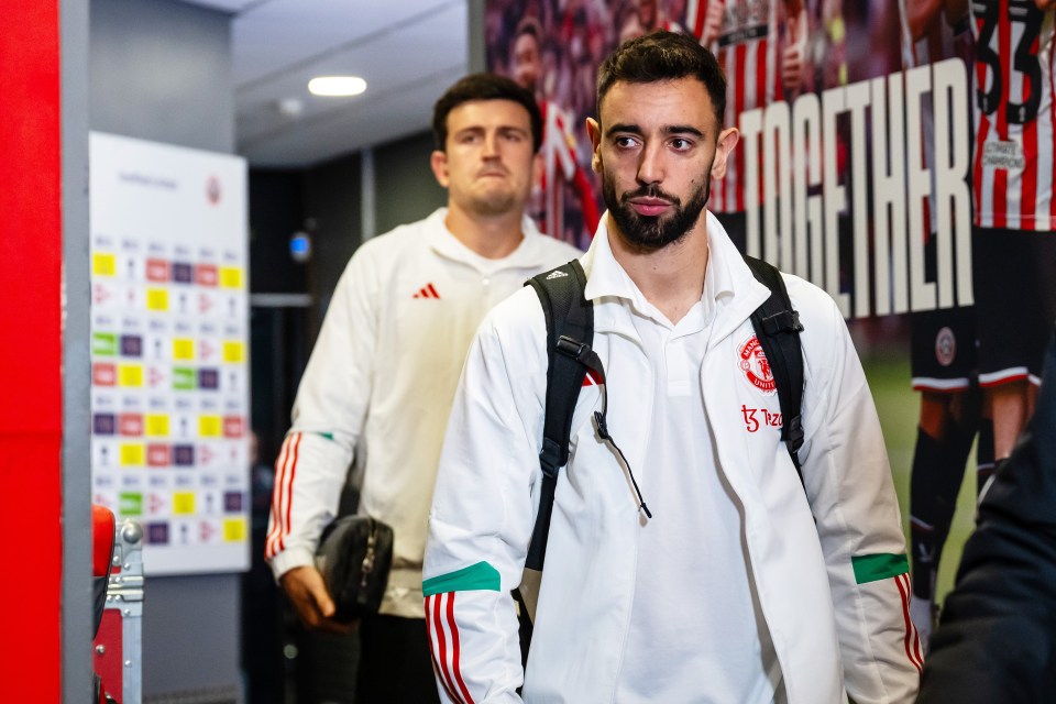 Emotional Man Utd stars arrive at Sheff Utd’s Bramall Lane just hours after Sir Bobby Charlton’s tragic death aged 86