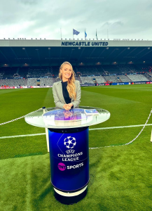 Laura Woods ‘lights up St James’ Park’ in stunning outfit live on TNT Sports with fans loving presenter’s coverage