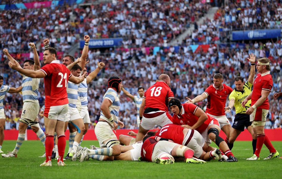 Wales 17 Argentina 29: Dragons crash out of Rugby World Cup after sloppy penalties gift Pumas route into semi-finals