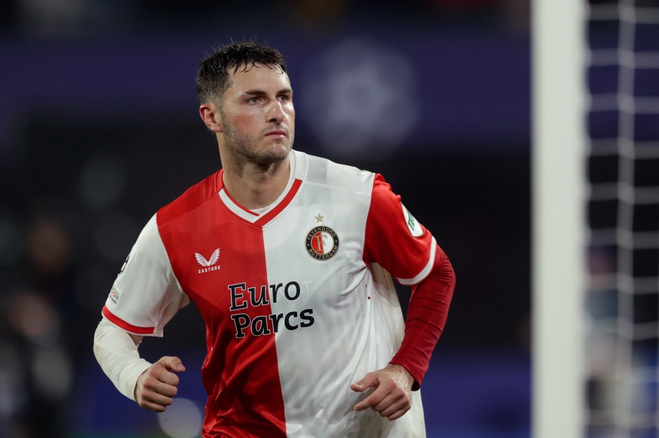 Chelsea ‘could make transfer move’ for £39million striker as Premier League legend gives brutal Nicolas Jackson verdict