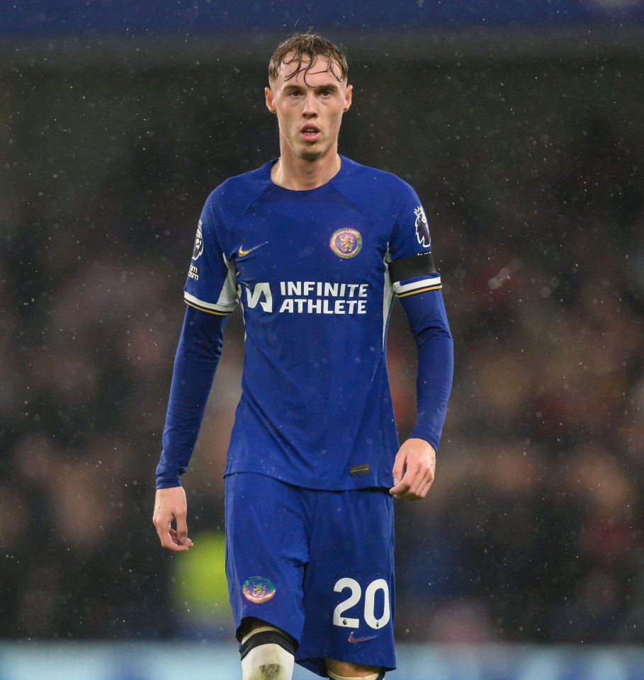 Cole Palmer apologises to Mauricio Pochettino after pelting him with water bottle during Chelsea’s draw with Arsenal