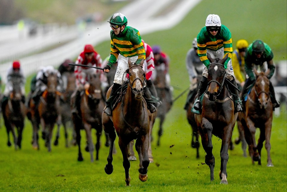 Templegate’s Tote Ten to Follow for the jumps with £100,000 minimum guaranteed