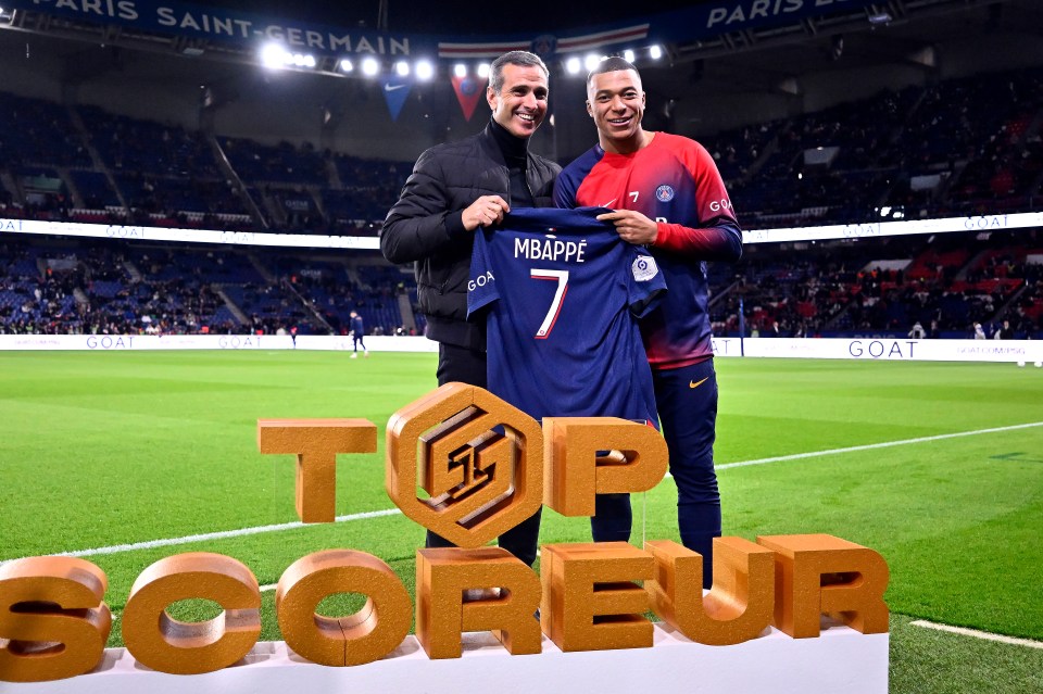 Ligue 1 introduce new protocol that means only Kylian Mbappe can wear a special badge on his PSG shirt