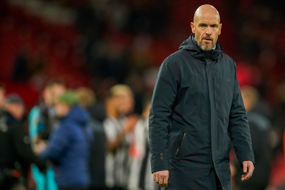 I’m a Man Utd fan and I’m backing Ten Hag – but he needs a win against Fulham or that could be it