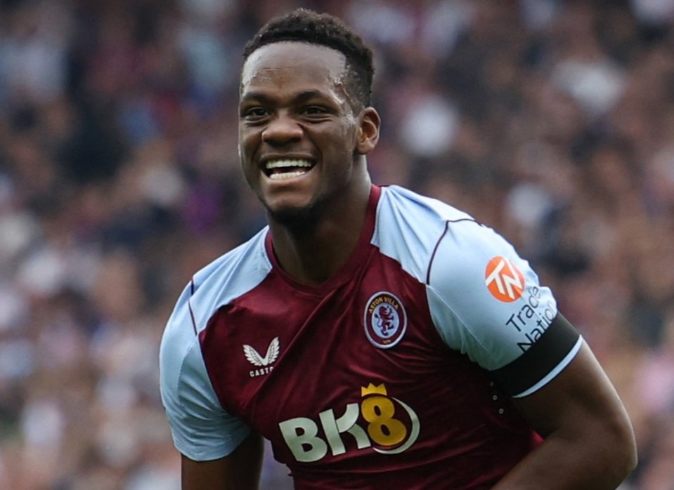 Chelsea ‘step up Jhon Duran interest to bolster attack in shock transfer with Villa ace desperate for first-team action’