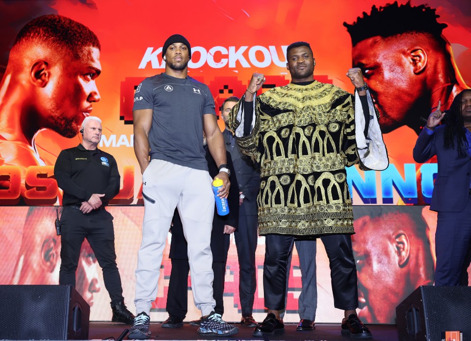 Anthony Joshua won’t have bad influences in camp like Tyson Fury did but you can’t count Ngannou out, says UFC icon