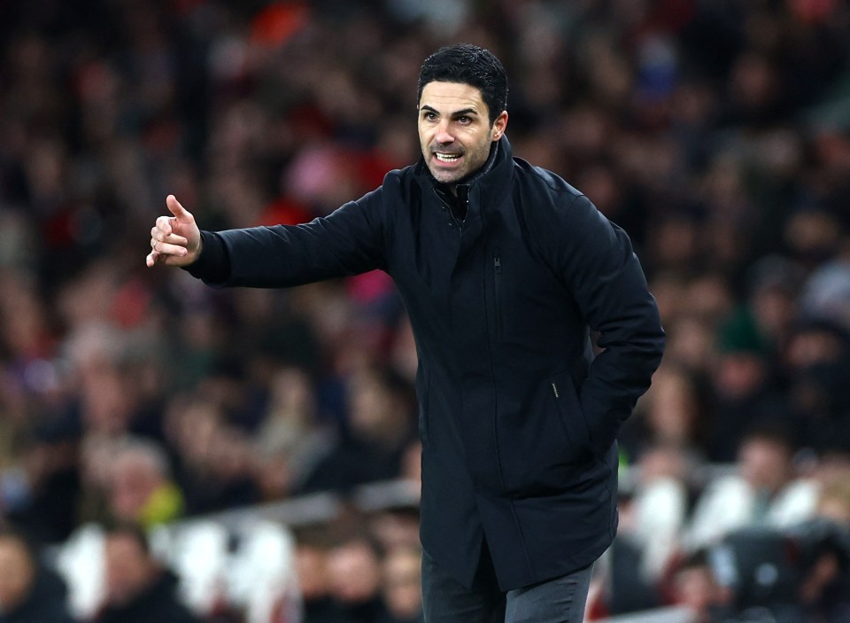 Mikel Arteta suffers wardrobe malfunction during Arsenal clash with Liverpool as fans say ‘never mind a new striker’