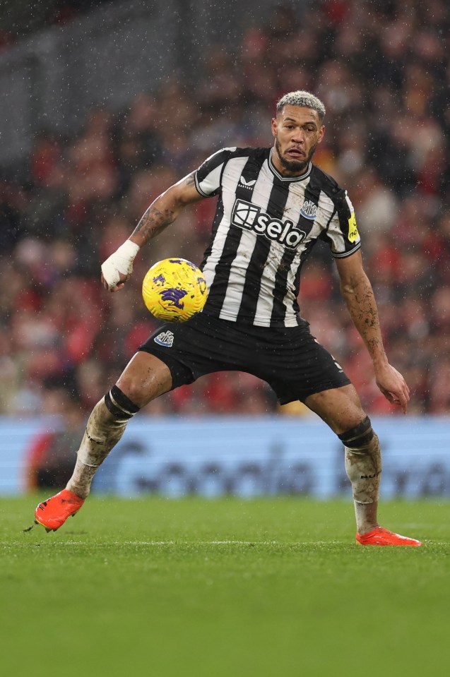 Joelinton’s mansion targeted by thieves as Newcastle United midfielder gets alert three burglars lurking in his home