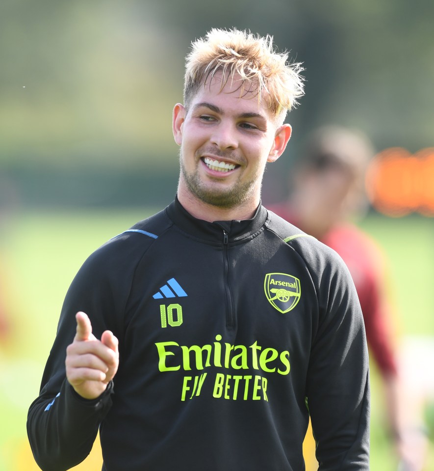 Emile Smith Rowe lined up for Premier League loan transfer switch after falling down pecking order