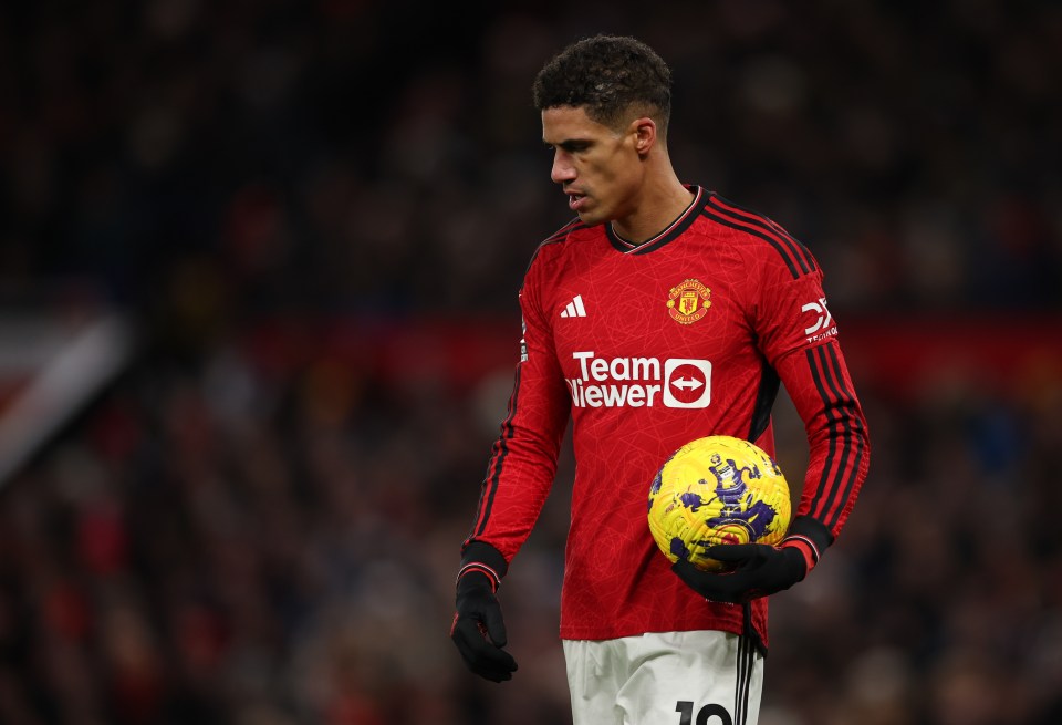 Raphael Varane faces Erik Ten Hag probe over winter break photo as Man Utd defender may have breached major club rule