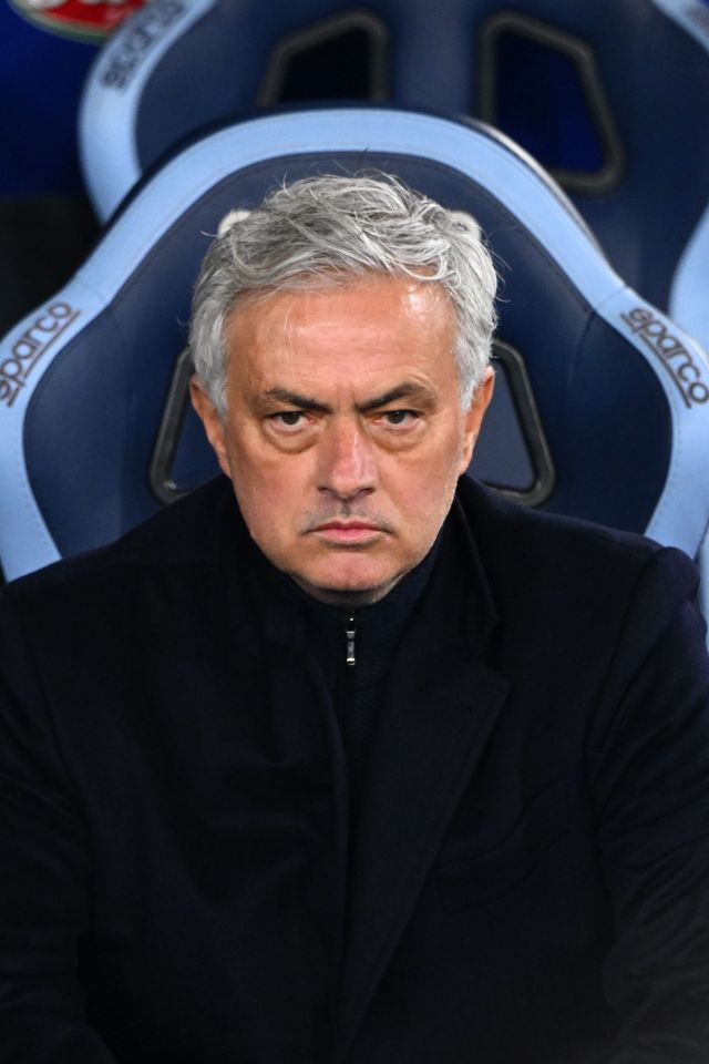 Fans Spot Two Hidden Messages In Jose Mourinhos Emotional Roma Farewell Statement Sportsgoal 