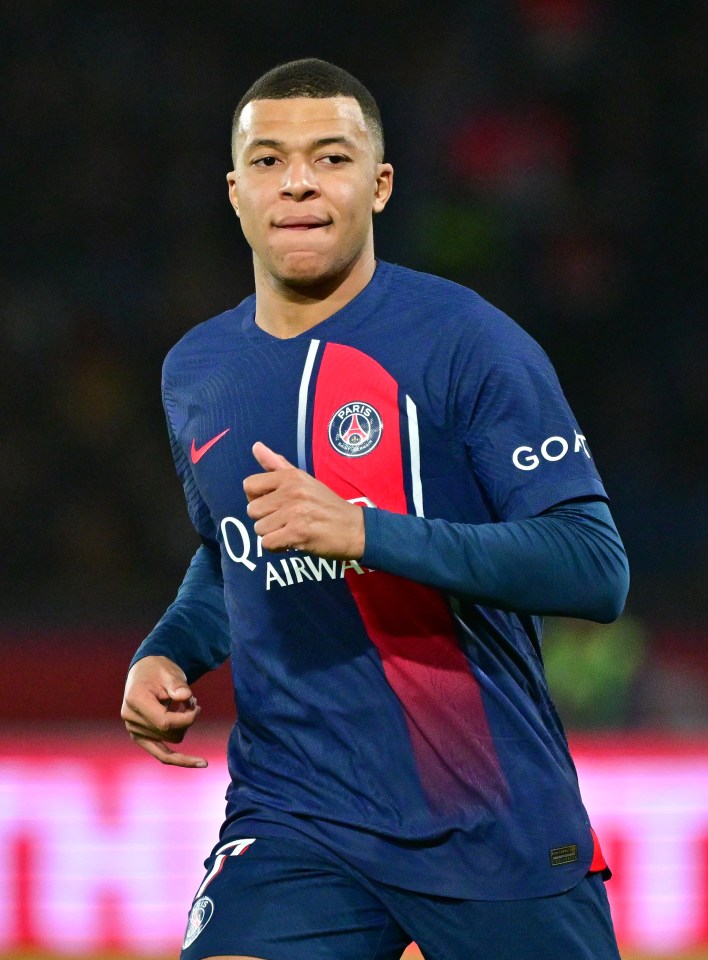 Kylian Mbappe ‘ready to consider Premier League free transfer’ with PSG ace ‘unimpressed’ by Real Madrid pursuit