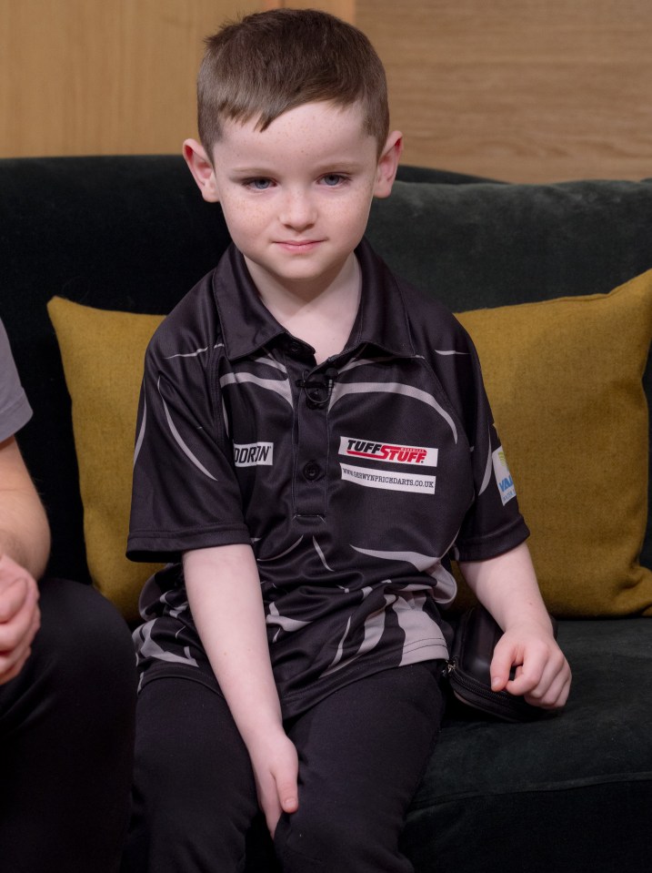 Meet the six-year-old darts sensation hoping to be the next Luke Littler who idolises former world champion Peter Wright