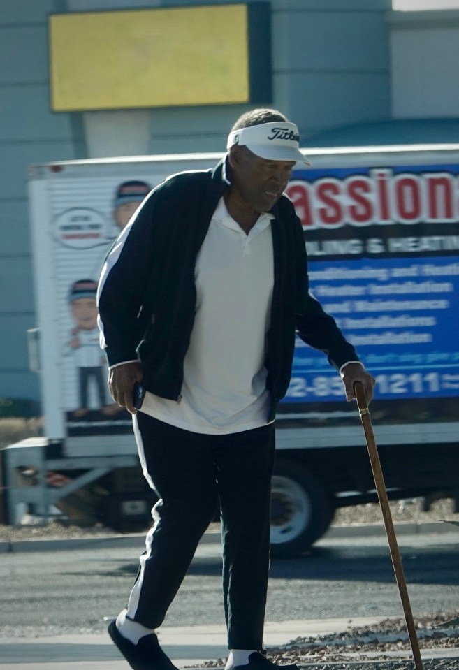 oj-simpson-looks-unrecognizable-as-the-76-year-old-nfl-legend-struggles