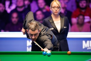 What is Ronnie O’Sullivan’s net worth and how many World Championships has he won?