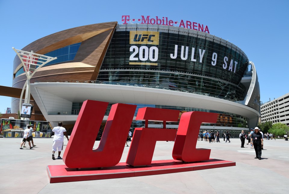 Dana White set to add huge clash of former champions to UFC 300 as mega Las Vegas card takes shape