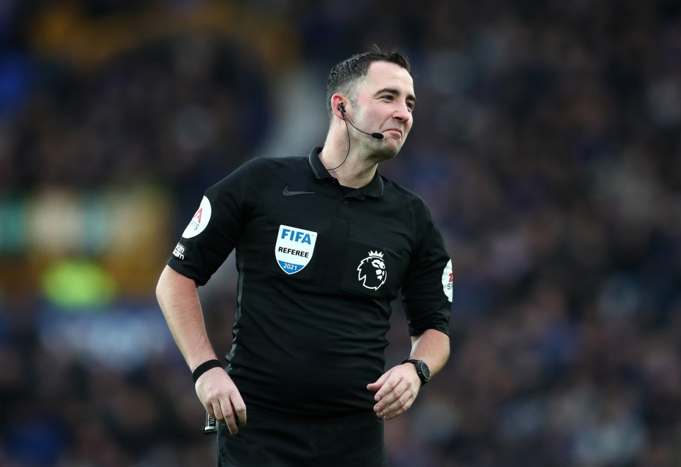 Chelsea fans come up with hair-raising referee conspiracy theory which could see them win Carabao Cup final