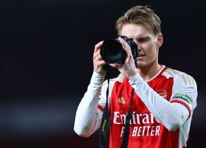 Carragher in war of words with ex-Premier League star Fjortoft over Odegaard’s Arsenal celebrations against Liverpool