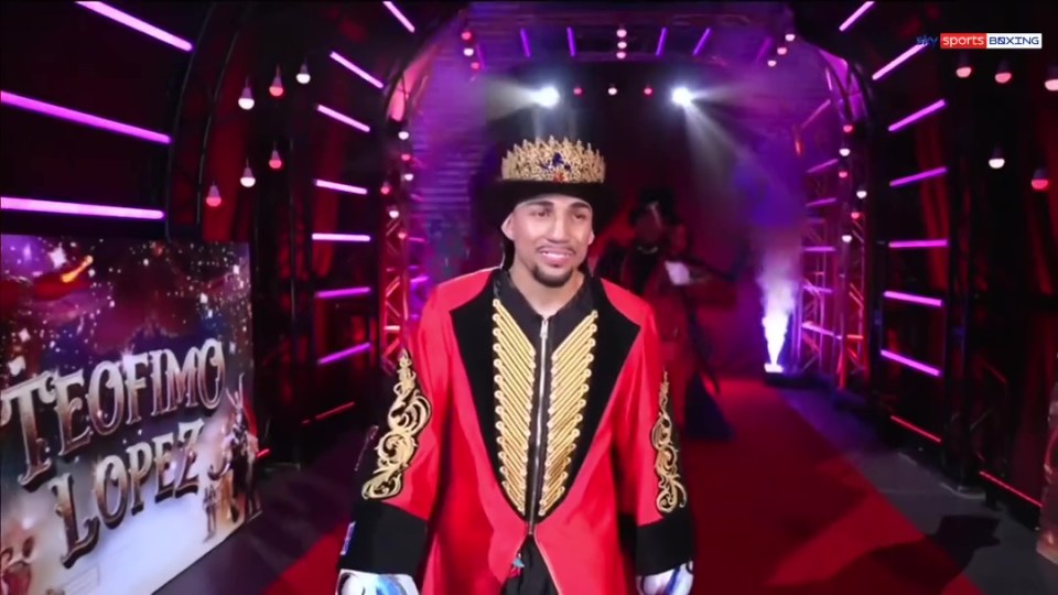 Teofimo Lopez ringwalk hailed by fans after it included sword swallowers, bearded lady and boxer dressed as ringmaster