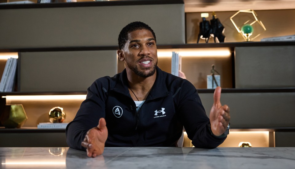 Anthony Joshua predicts winner of Tyson Fury vs Oleksandr Usyk and reveals who he wants to win blockbuster fight