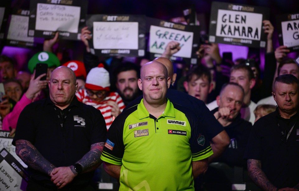 Michael van Gerwen makes subtle change ahead of Premier League darts and fans all love it