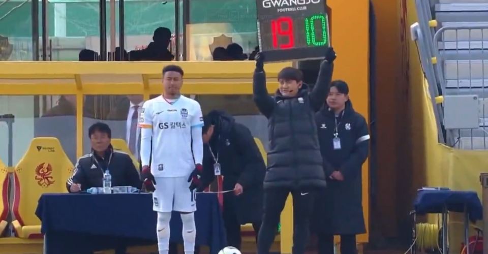 Former Man Utd star Jesse Lingard appears to be BOOED as he comes on for Seoul FC debut in South Korea