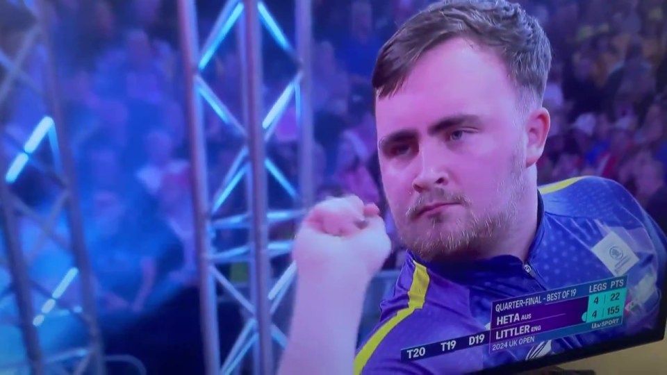 Hilarious moment darts commentator ‘goes full Gary Neville’ after Luke Littler’s throw at UK Open