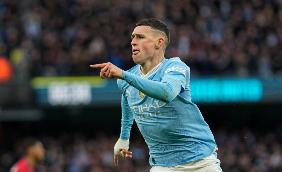 Real Madrid’s secret weapon ‘falls in love’ with Phil Foden after Man City star runs the show in crunch Man Utd clash